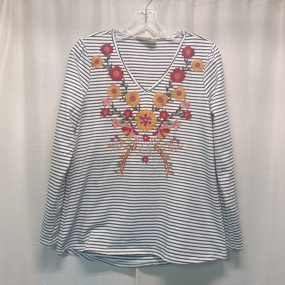 Savanna Jane Womens‎ M Floral Embroidered Striped V-Neck Long Sleeve Top Coastal